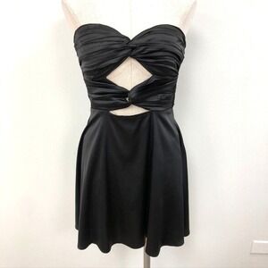 RNWY The Mich Mini Dress Womens Large 8 Black Cut Out Twist Strapless Going Out